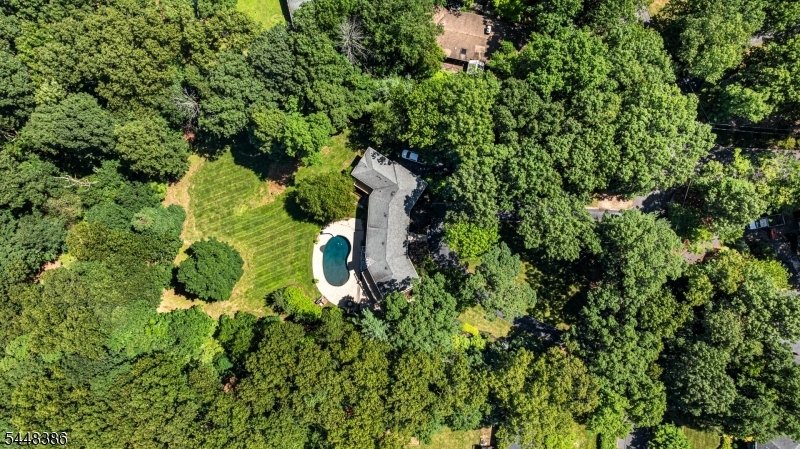 House in Berkeley Heights, New Jersey, United States 4 - 18530214