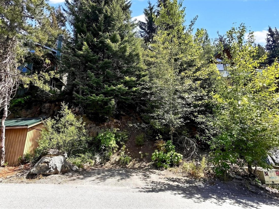 Land in Whistler, British Columbia, Canada 1 - 18530145