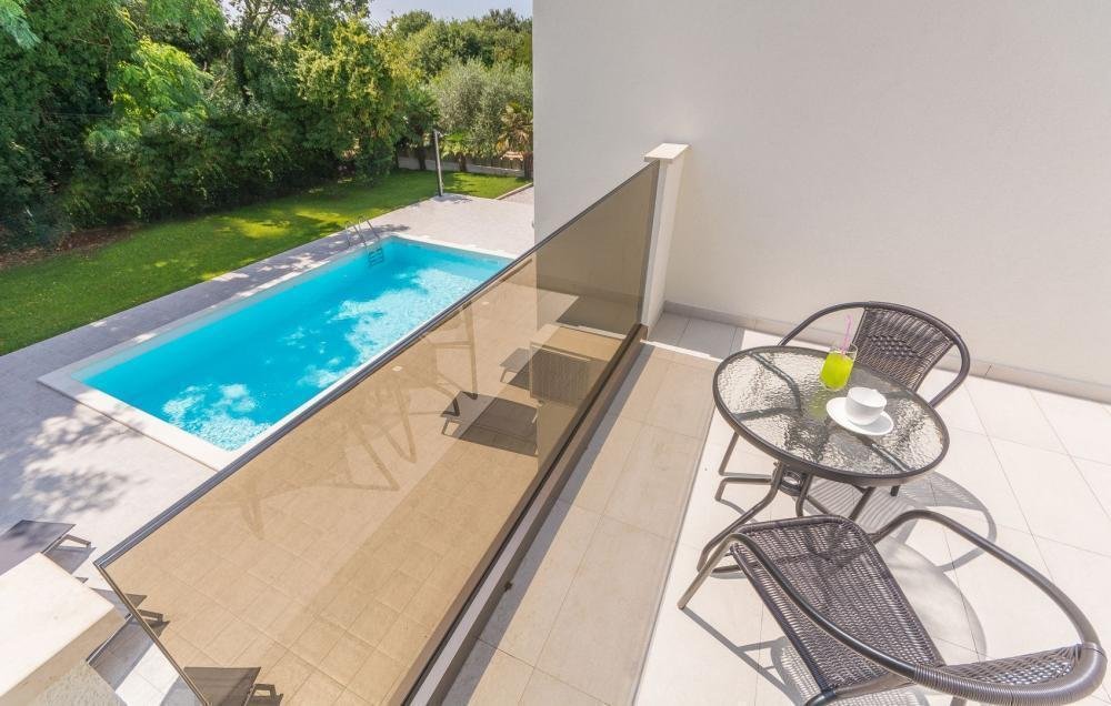 Villa in Porec, Istria County, Croatia 3 - 18526698