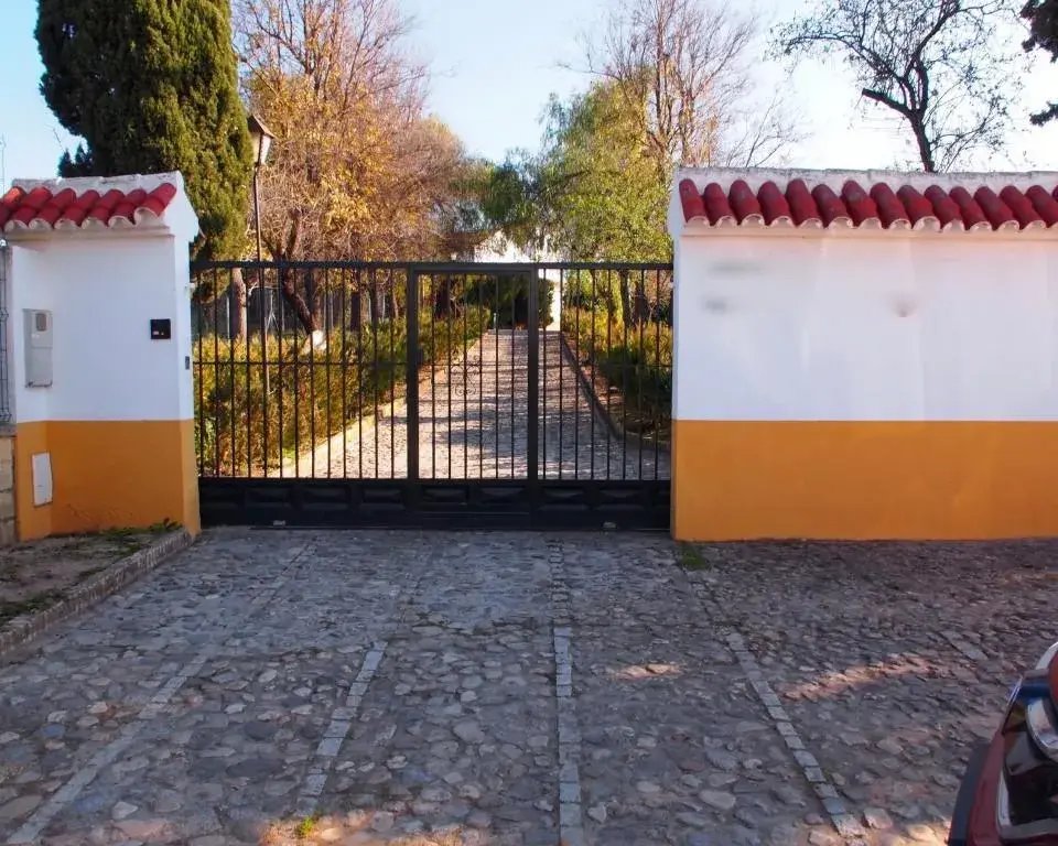 Country House in La Puebla de Cazalla, Andalusia, Spain 5 - 11227950