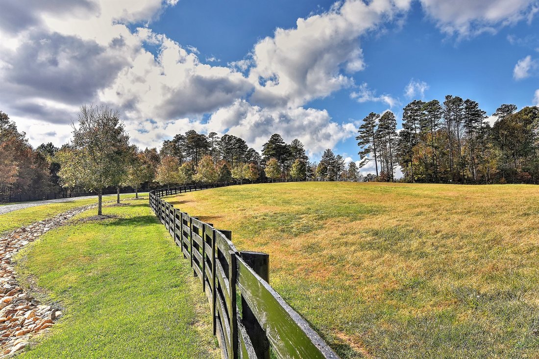 House in Union Grove, North Carolina, United States 2 - 15440965