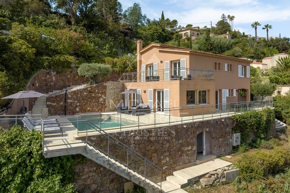 House in Mandelieu-la-Napoule, Provence-Alpes-Côte d'Azur, France 3 - 14136515