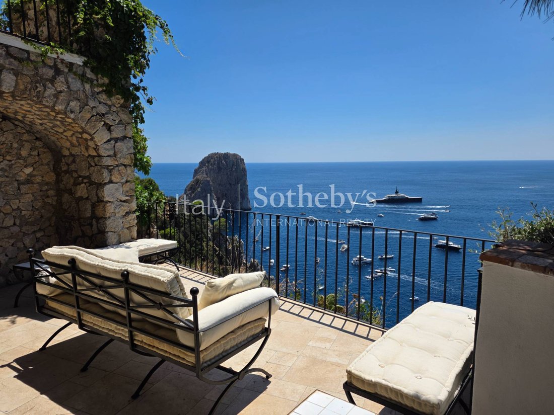House in Capri, Campania, Italy 3 - 13579697
