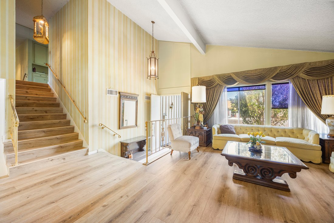 House in Orange, California, United States 5 - 18526388