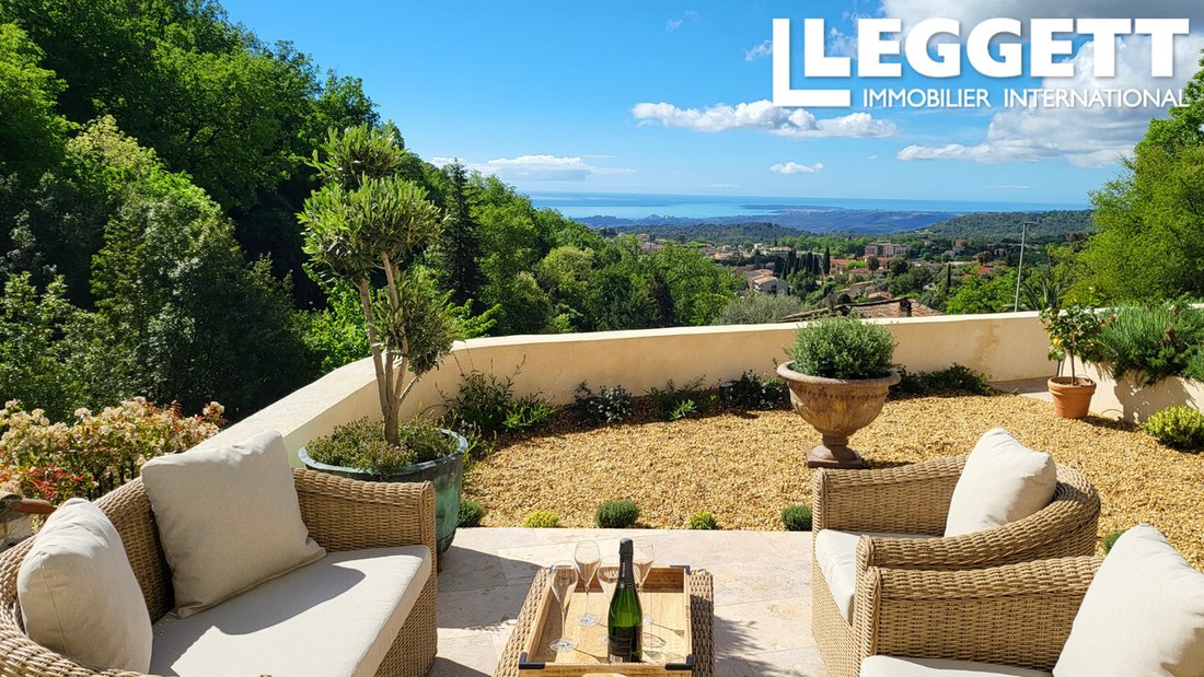Villa in Le Tignet, Provence-Alpes-Côte d'Azur, France 2 - 18529588