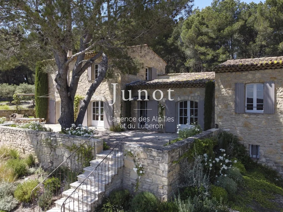 Country House in Maussane-les-Alpilles, Provence-Alpes-Côte d'Azur, France 5 - 13759741