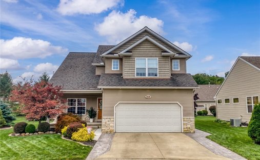 House in Avon, Ohio, United States 1