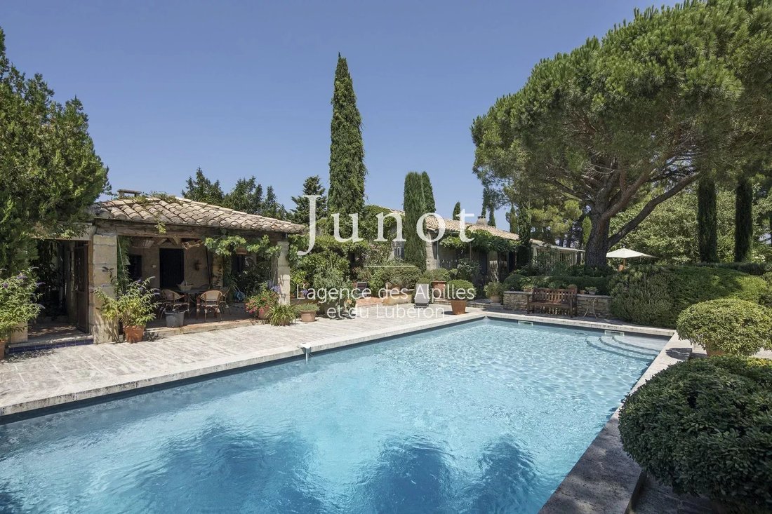 Country House in Eygalières, Provence-Alpes-Côte d'Azur, France 2 - 13687239