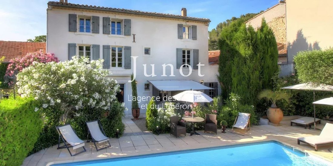 House in Boulbon, Provence-Alpes-Côte d'Azur, France 1 - 13686869