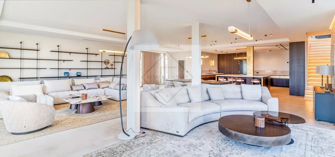 Villa in Cannes, Provence-Alpes-Côte d'Azur, France 3 - 18526655