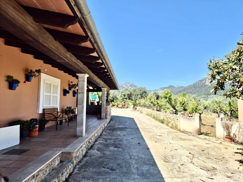 Villa in Selva, Balearic Islands, Spain 1 - 18529342