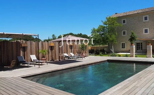Country House in Oppède, Provence-Alpes-Côte d'Azur, France 1