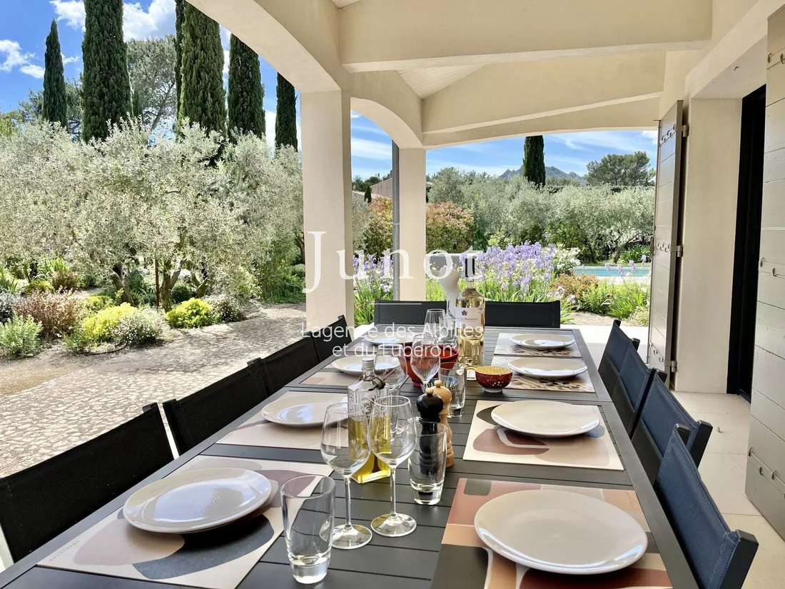 Villa in Eygalières, Provence-Alpes-Côte d'Azur, France 2 - 14197971