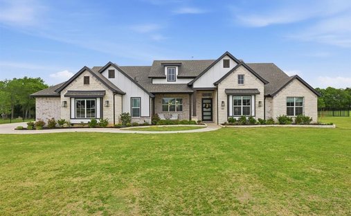 House in Gunter, Texas, United States 1