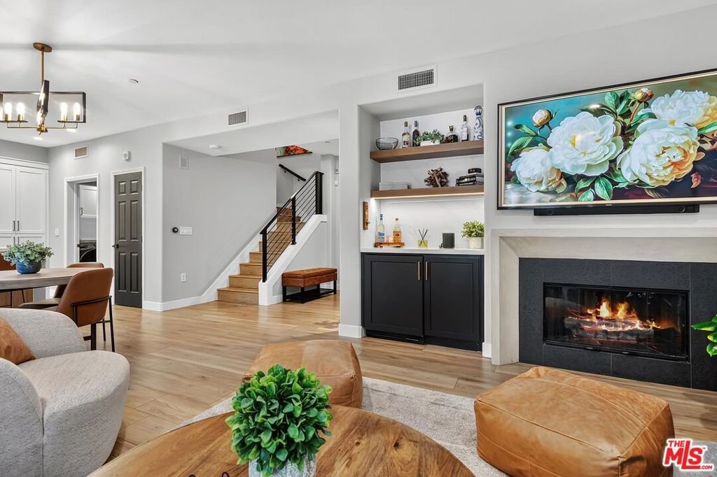 Condo in Los Angeles, California, United States 1 - 18528576