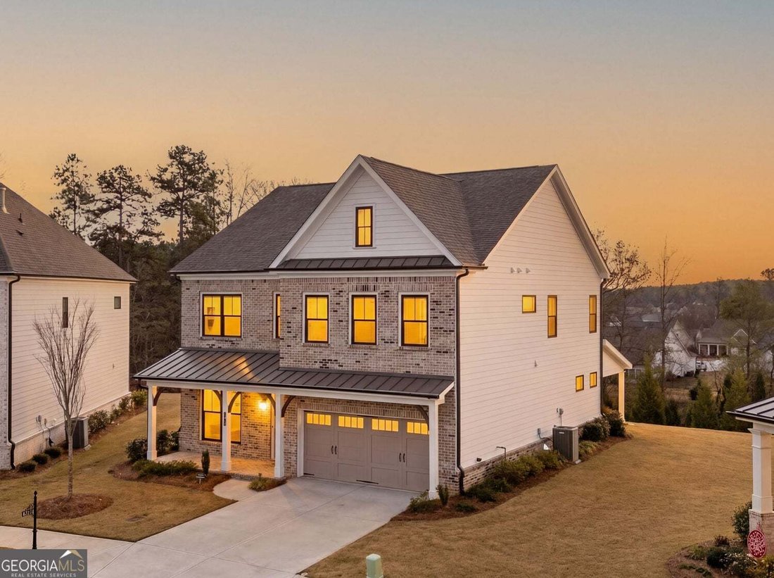 Buford, Georgia, United States 1 - 18526679