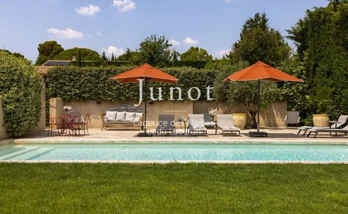 House in Paradou, Provence-Alpes-Côte d'Azur, France 1