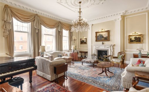 Apartment in South Kensington, Kensington And Chelsea, England 1