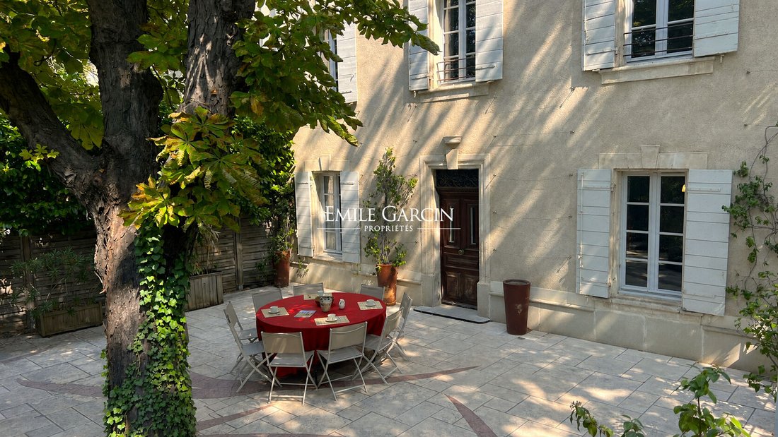 Villa in Mérindol, Provence-Alpes-Côte d'Azur, France 1 - 18529925