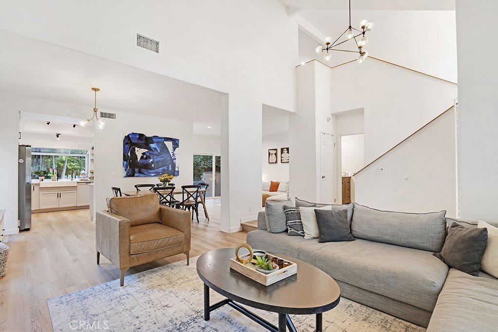 House in Oak Park, California, United States 4 - 18369783