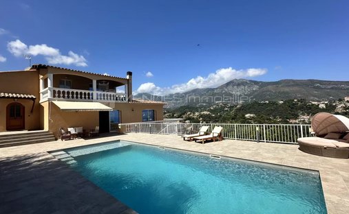 Villa in Gorbio, Provence-Alpes-Côte d'Azur, France 1