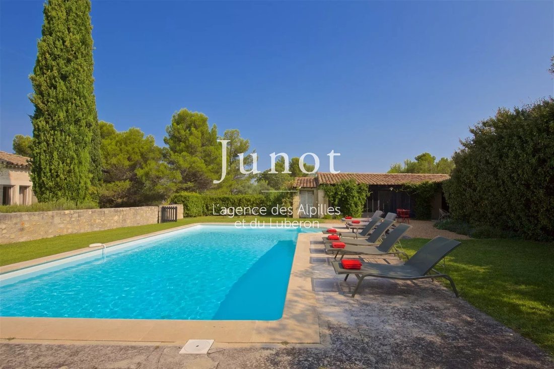Country House in Saint-Rémy-de-Provence, Provence-Alpes-Côte d'Azur, France 5 - 13688585