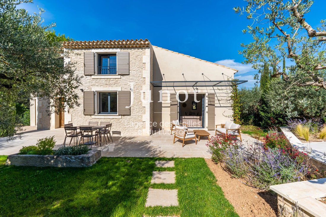 Landhaus in Eygalières, Provence-Alpes-Côte d'Azur, Frankreich 2 - 18526619