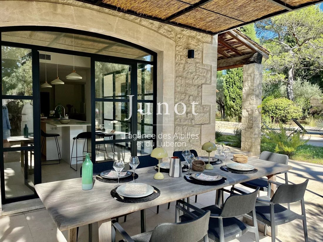 Country House in Saint-Rémy-de-Provence, Provence-Alpes-Côte d'Azur, France 3 - 13686856