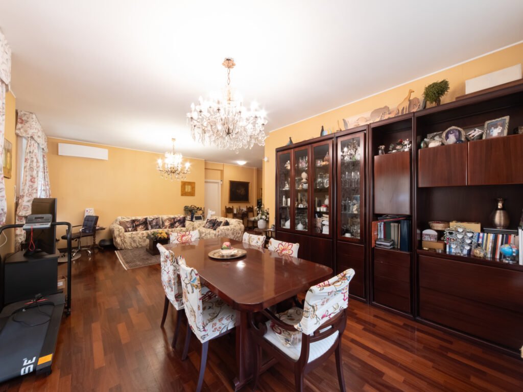 Apartment in Sempione, Milan, Italy 4 - 17618247