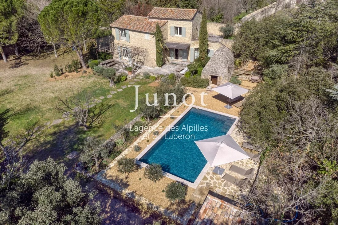 Country House in Gordes, Provence-Alpes-Côte d'Azur, France 3 - 14051408