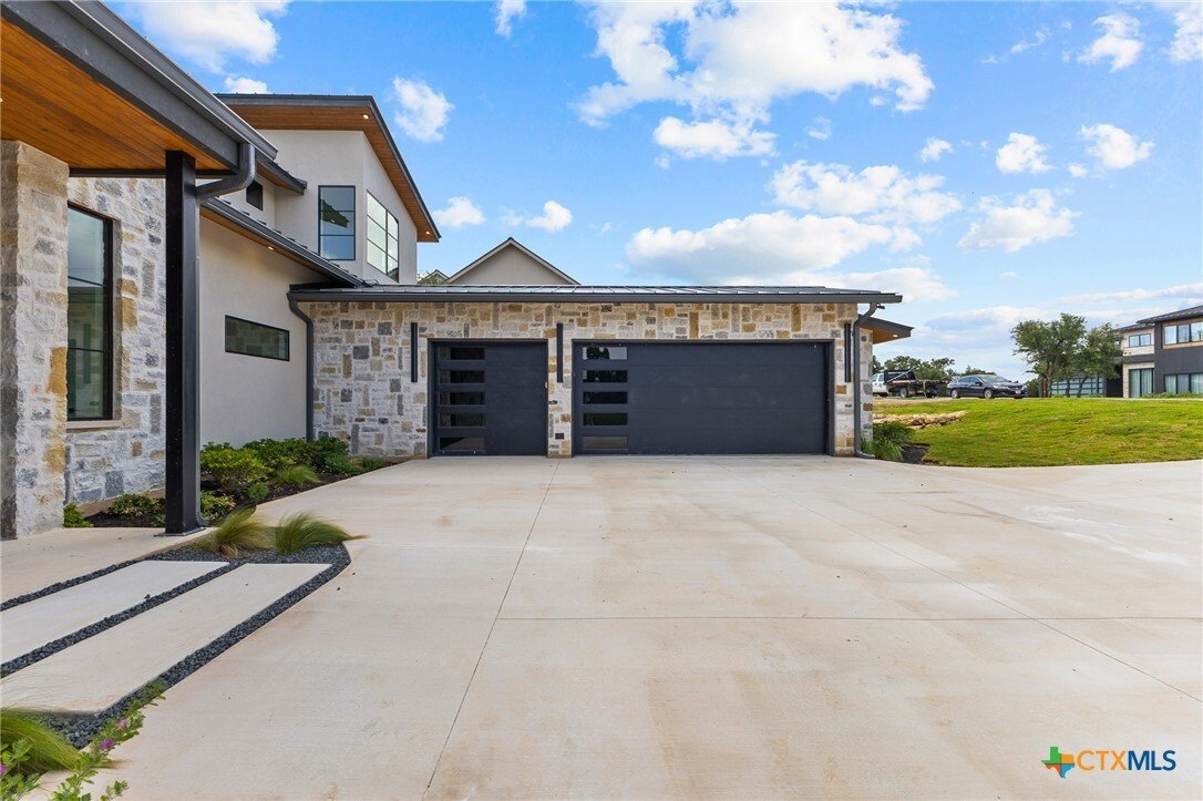 House in Austin, Texas, United States 4 - 17527896