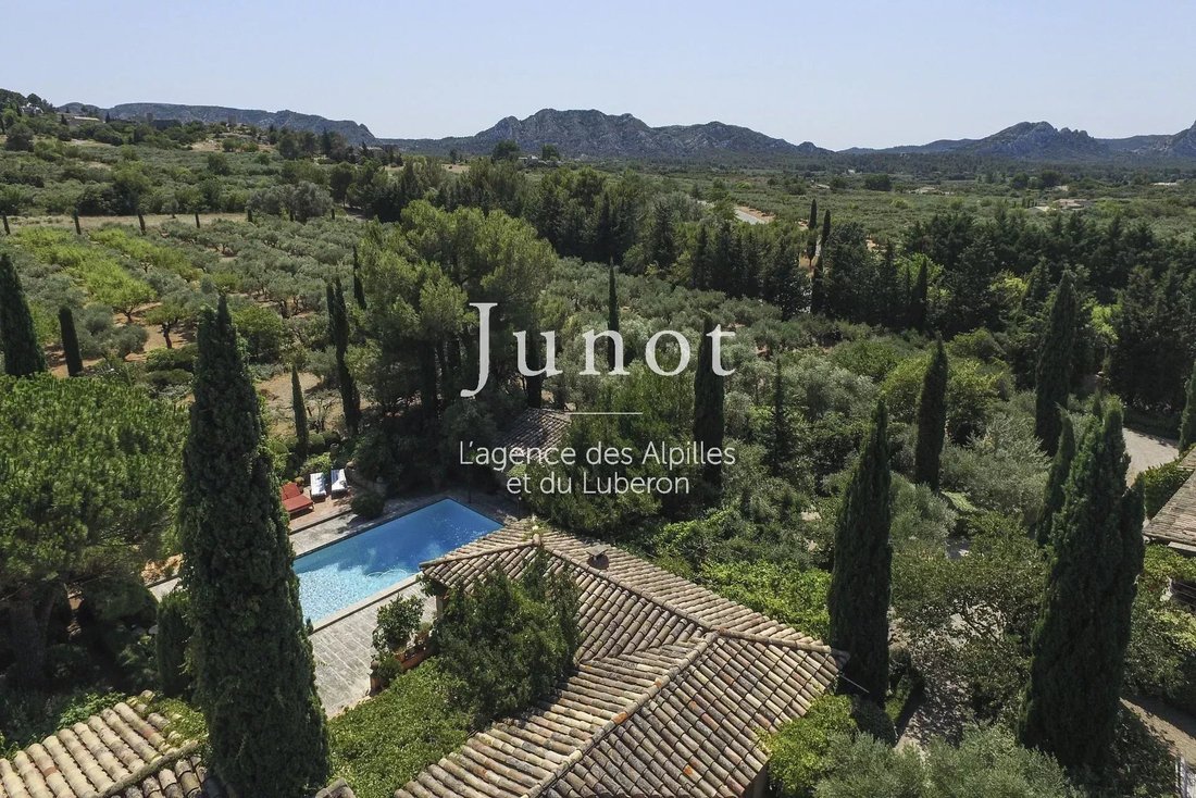 Country House in Eygalières, Provence-Alpes-Côte d'Azur, France 5 - 13687239