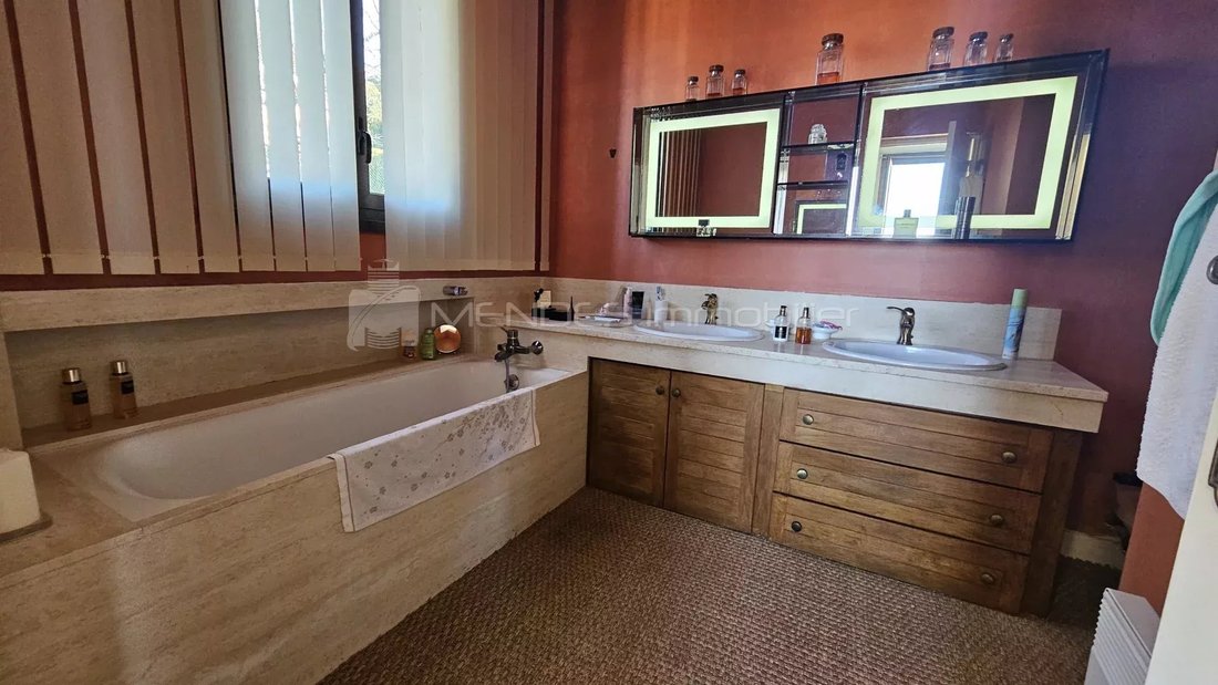 Villa in La Turbie, Provence-Alpes-Côte d'Azur, France 4 - 15462052