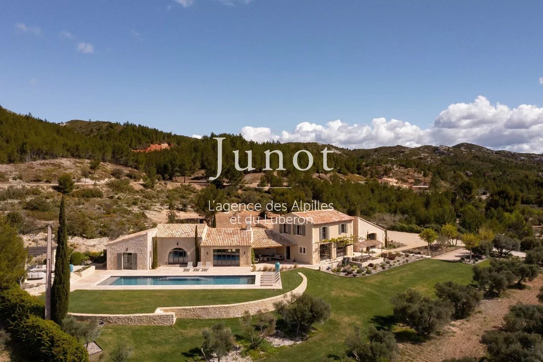 Country House in Maussane-les-Alpilles, Provence-Alpes-Côte d'Azur, France 4 - 13688969