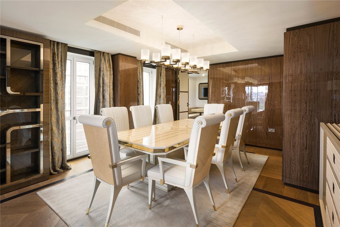 Apartment in Knightsbridge, Kensington And Chelsea, England 2 - 18526719