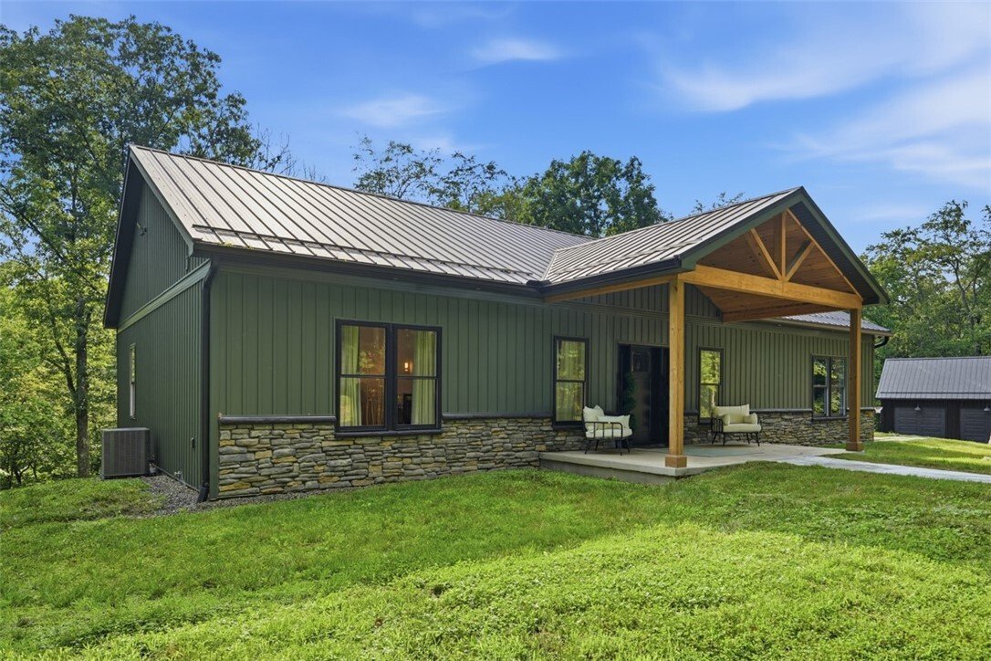House in Bulger, Pennsylvania, United States 2 - 18526059