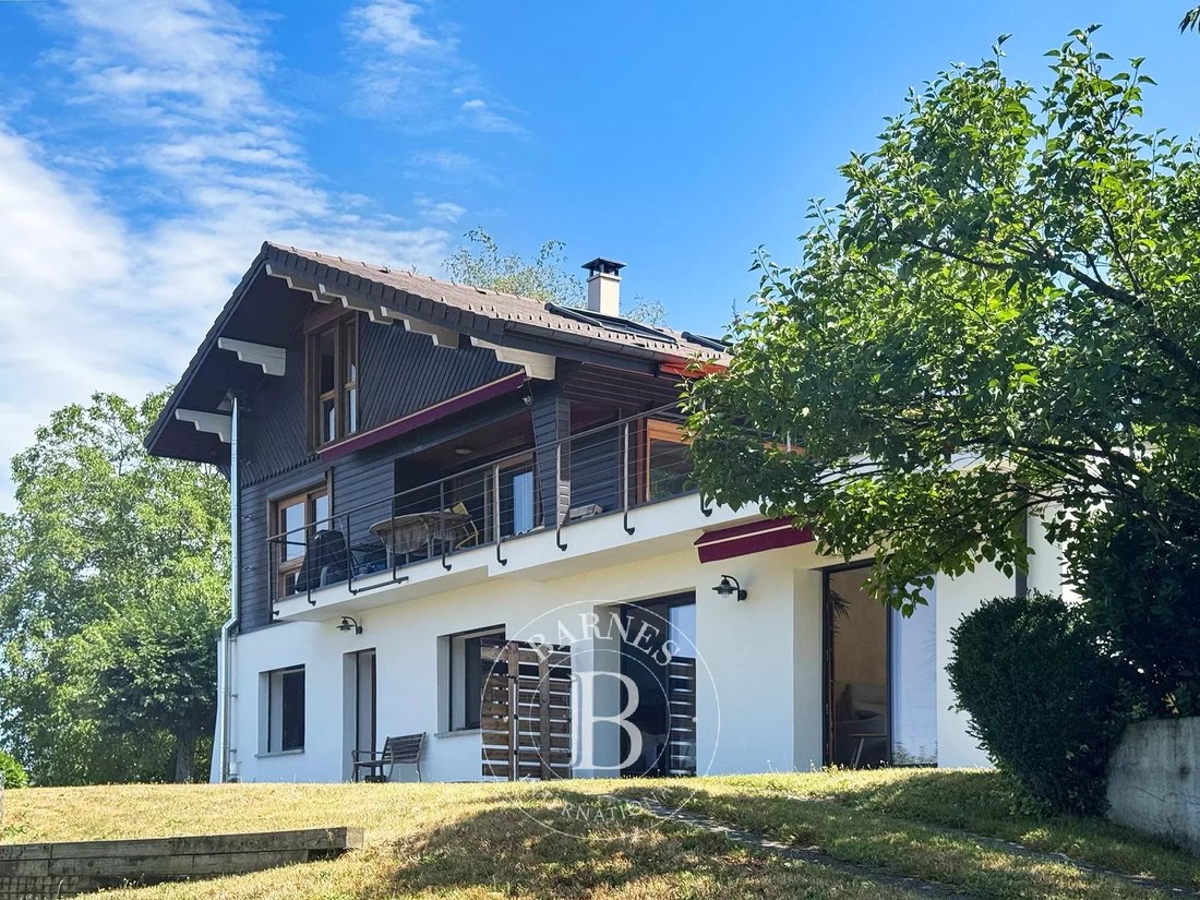 House in Pugny-Chatenod, Auvergne-Rhône-Alpes, France 2 - 18526632