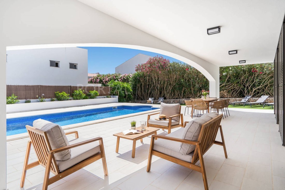 Chalet in es Mercadal, Balearic Islands, Spain 1 - 18529415