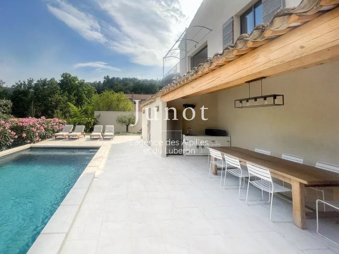Country House in Lacoste, Provence-Alpes-Côte d'Azur, France 4 - 13842767