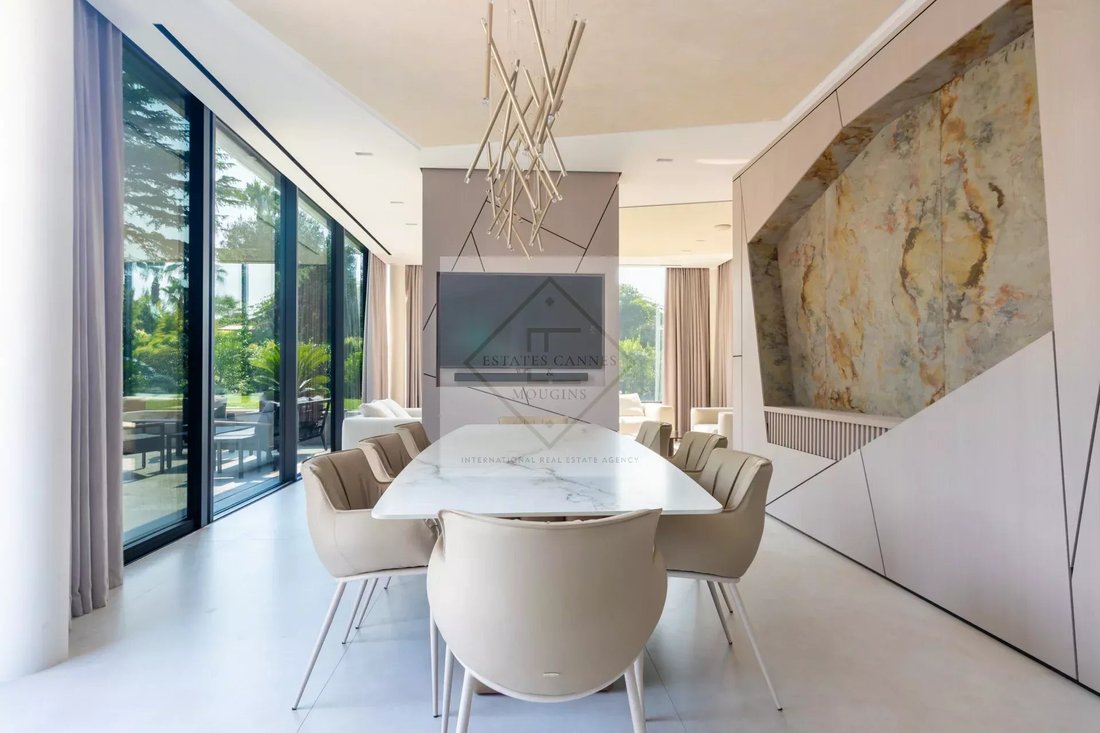 Villa in French Riviera, Provence-Alpes-Côte d'Azur, France 4 - 18526657
