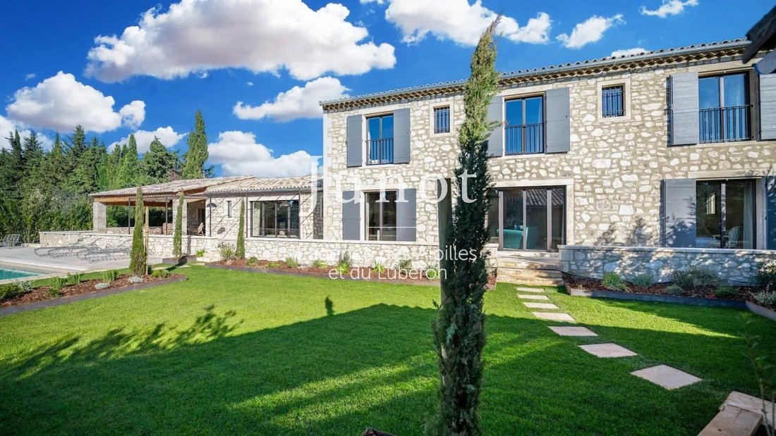 Country House in Maussane-les-Alpilles, Provence-Alpes-Côte d'Azur, France 2 - 14332913