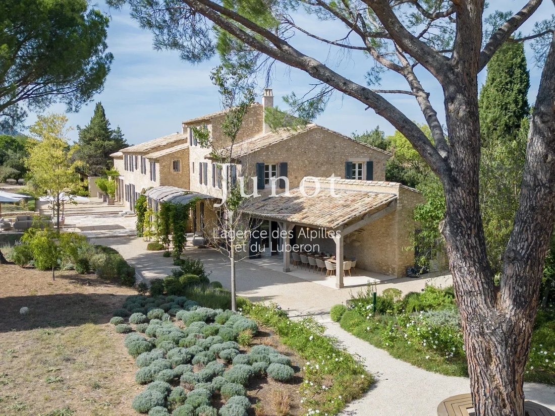 Country House in Eygalières, Provence-Alpes-Côte d'Azur, France 3 - 13688531