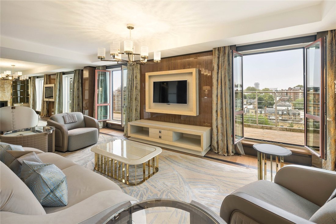 Apartment in Knightsbridge, Kensington And Chelsea, England 1 - 18526719