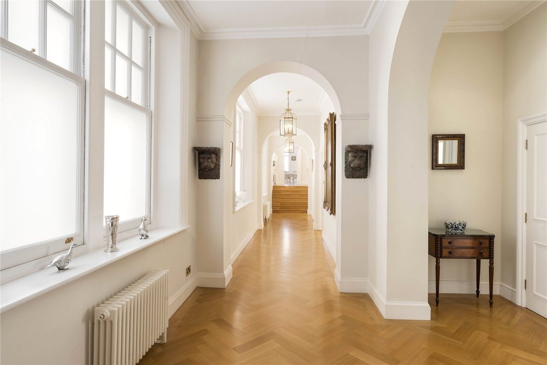 Apartment in South Kensington, Kensington And Chelsea, England 2 - 18526730