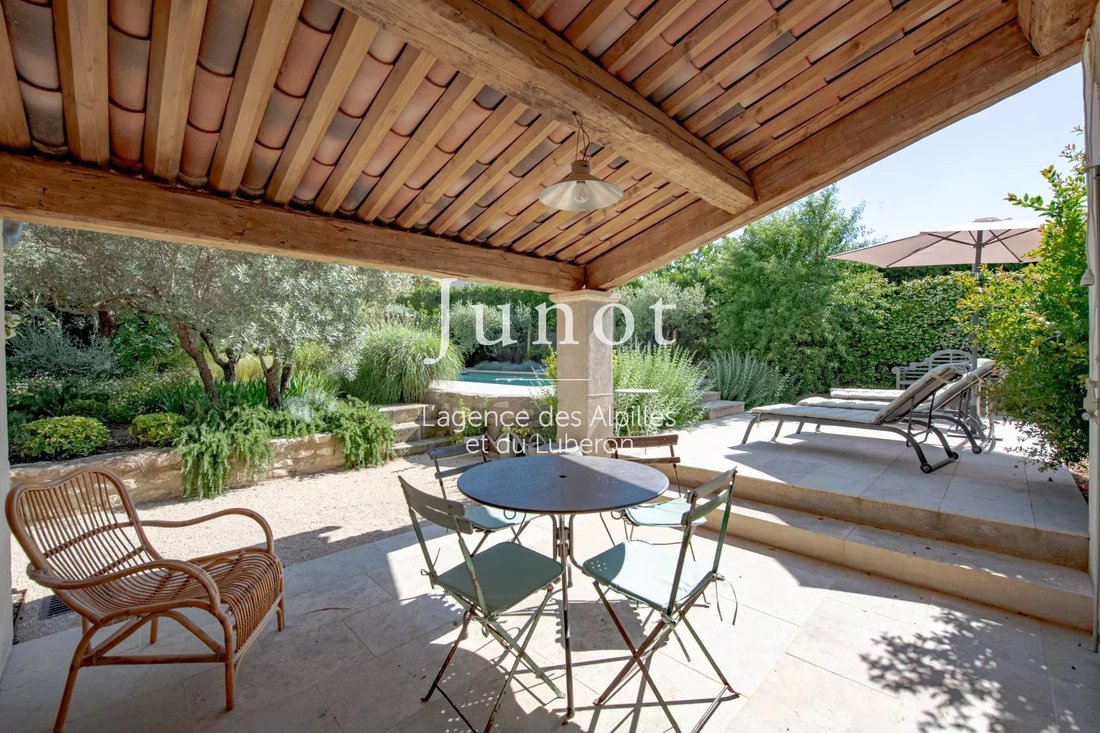 Country House in Eygalières, Provence-Alpes-Côte d'Azur, France 4 - 14910556