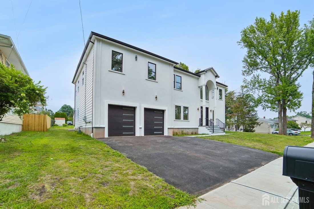 House in Metuchen, New Jersey, United States 3 - 18526918