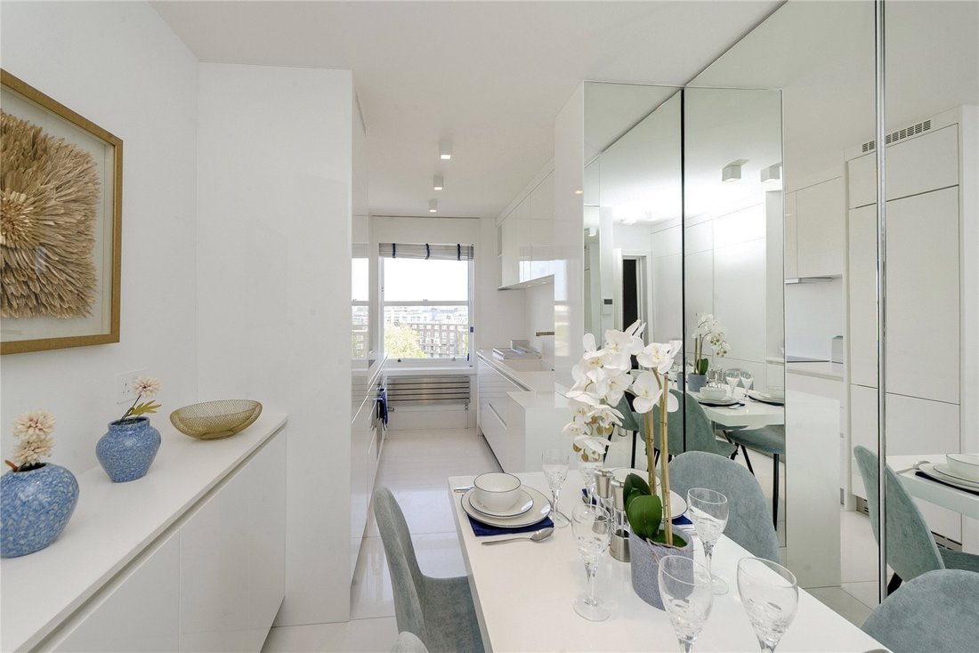 Apartment in Knightsbridge, Kensington And Chelsea, England 3 - 18526704