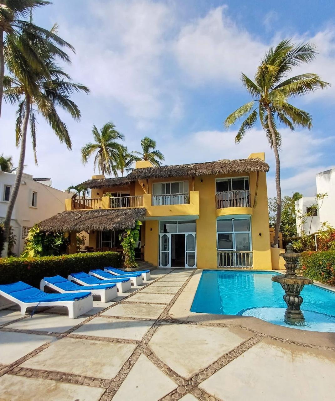 Condo in Manzanillo, Colima, Mexico 1 - 18527970