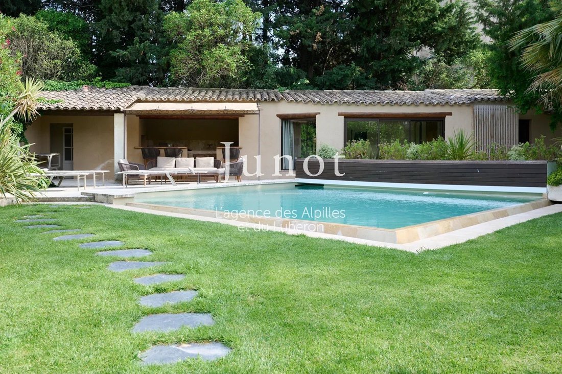 House in Saint-Rémy-de-Provence, Provence-Alpes-Côte d'Azur, France 5 - 13688214
