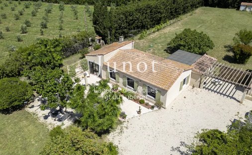 Maison à Campagne, Tarascon, France 1